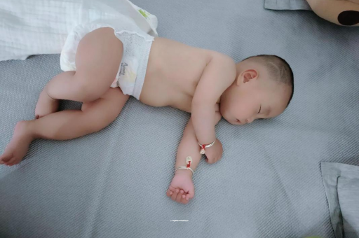 代怀生子好找吗宝宝口水多怎么回事